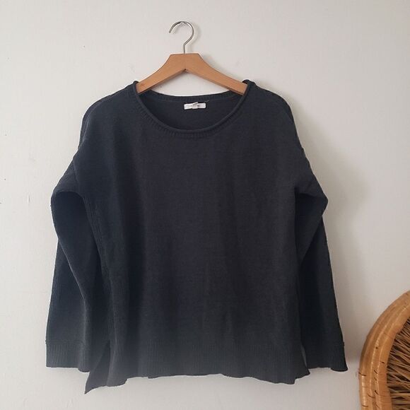 Maurices Gray Knit Sweater M - Picture 1 of 7